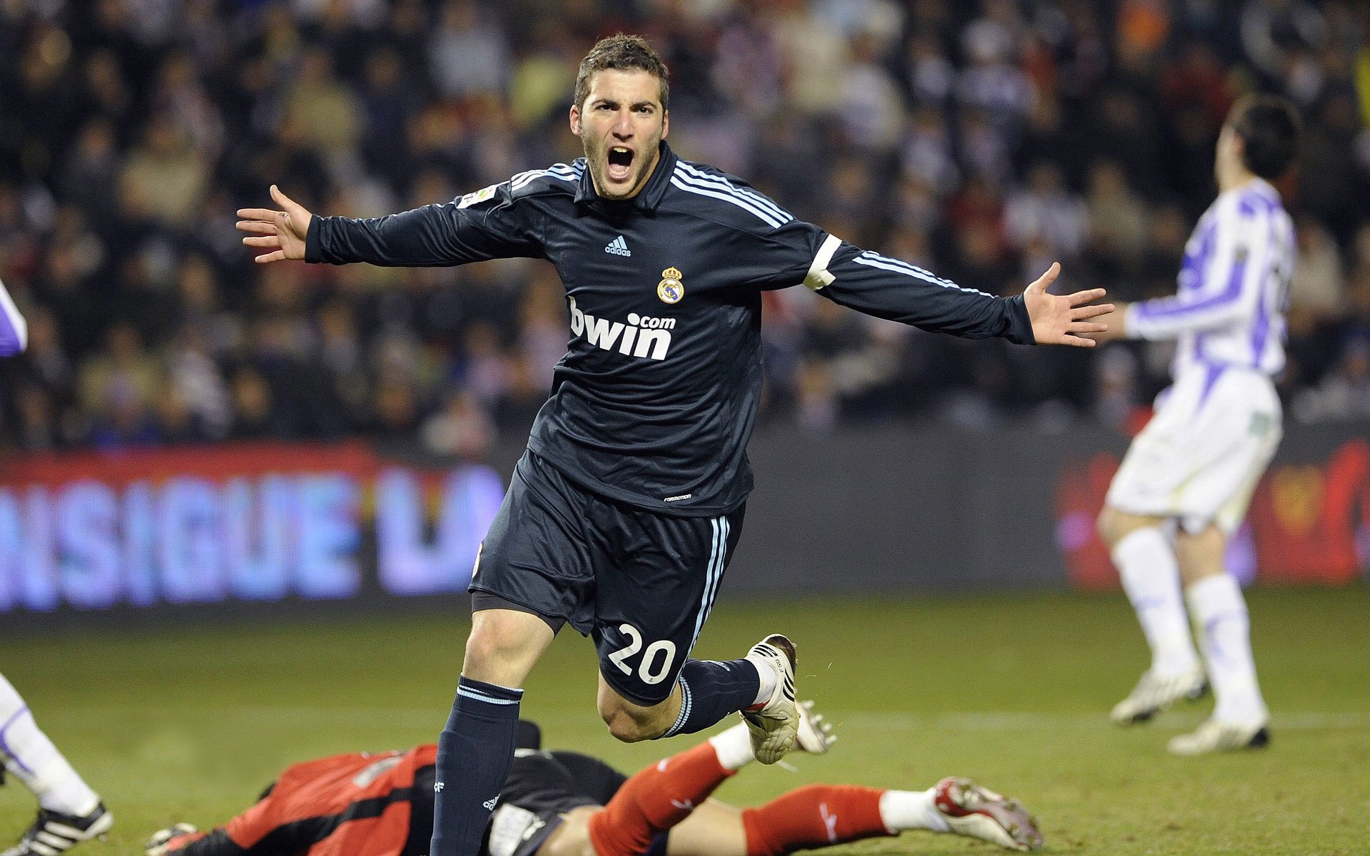 2026世界杯之夜，杜兰特打出统治级数据，篮球与足球的跨界传奇