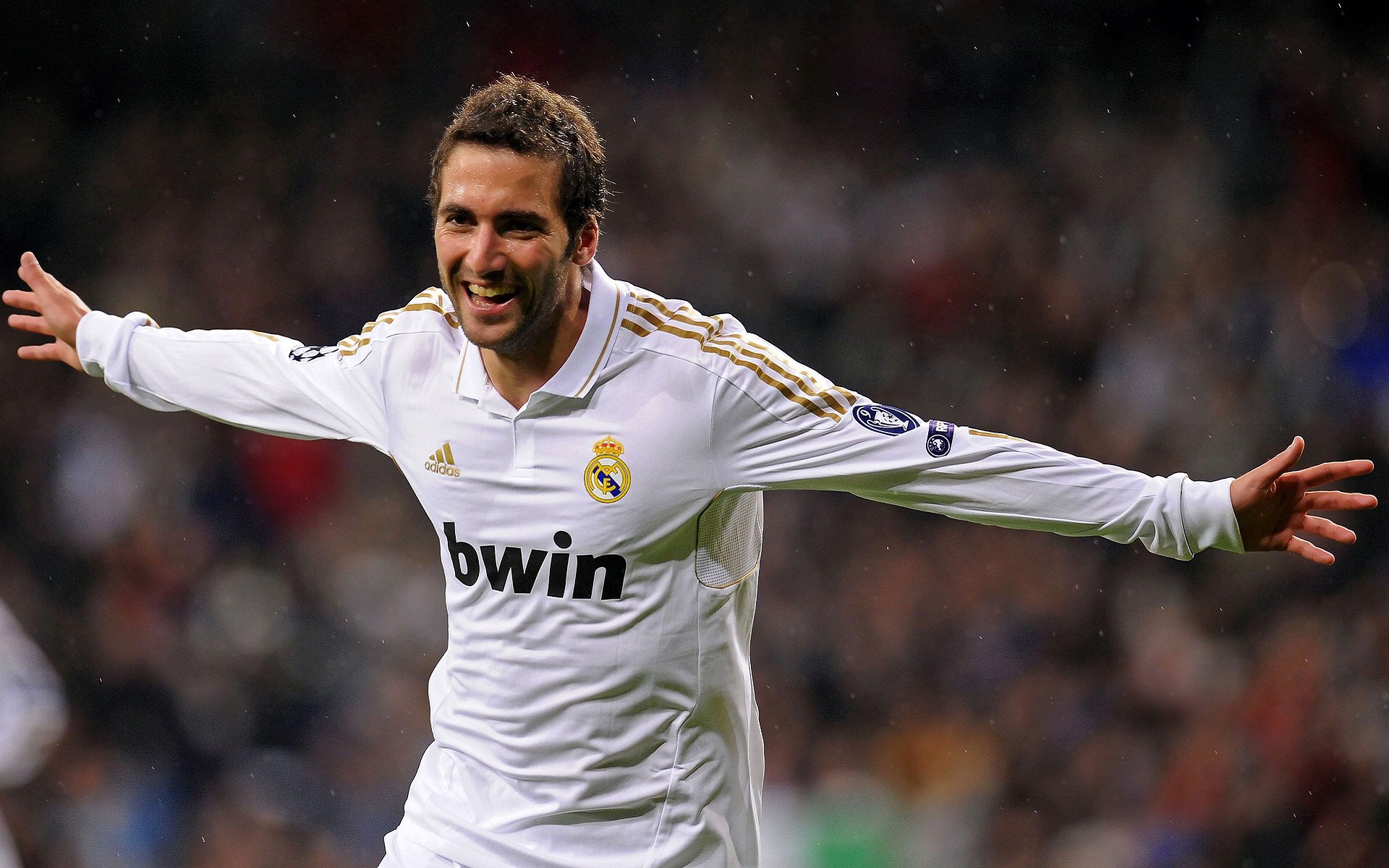 跨越时空的传奇，从苏格兰逆转葡萄牙到姆巴佩的西决生死战接管