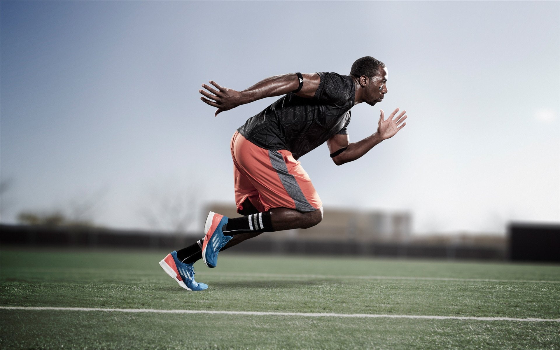 温网轻取澳网,纳达尔刷新纪录,红土之王在草地书写新传奇